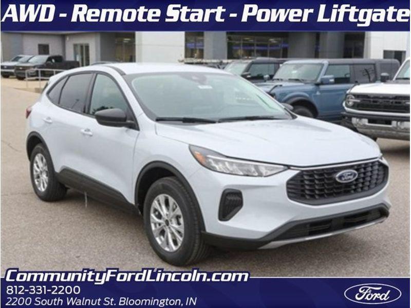 new 2025 Ford Escape car, priced at $30,600