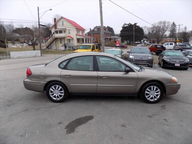 used 2007 Ford Taurus car, priced at $4,495