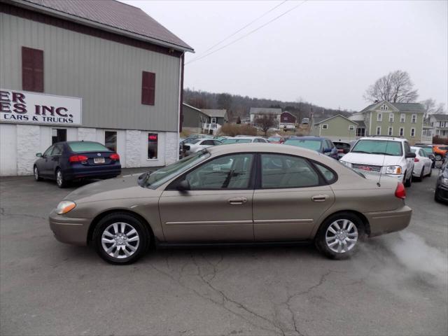 used 2007 Ford Taurus car, priced at $4,495