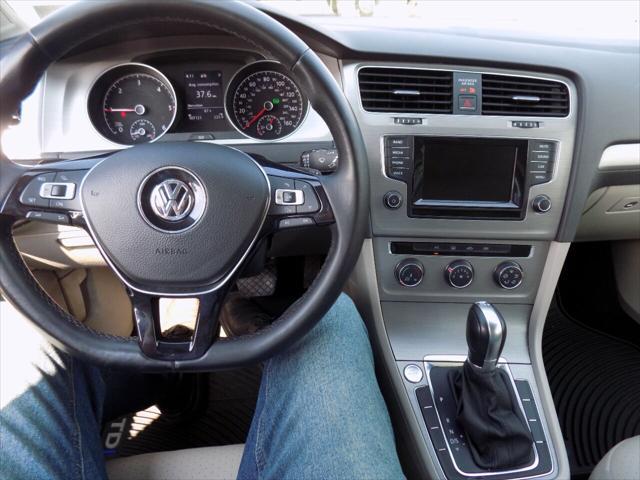 used 2015 Volkswagen Golf SportWagen car, priced at $12,500