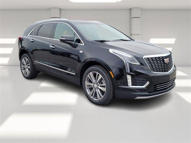 new 2025 Cadillac XT5 car, priced at $54,390