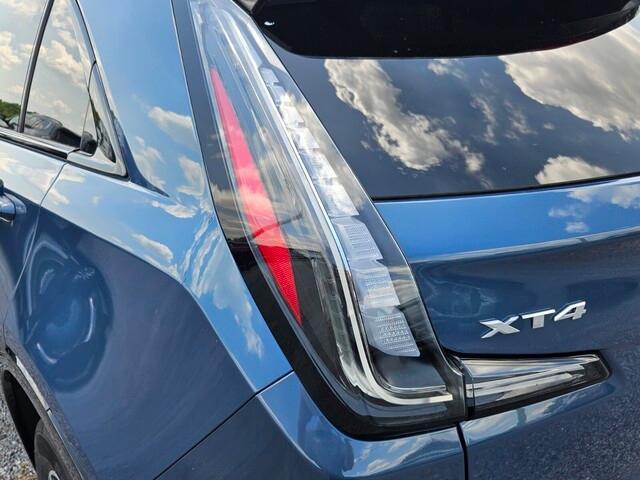 new 2025 Cadillac XT4 car