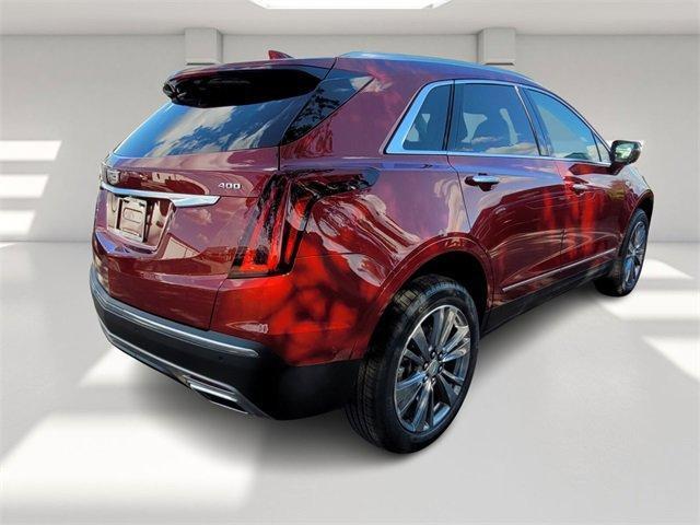 new 2025 Cadillac XT5 car, priced at $56,990