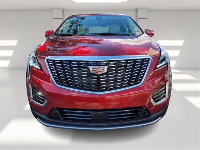 new 2025 Cadillac XT5 car, priced at $56,990