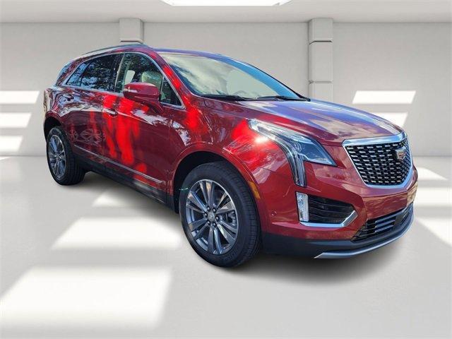 new 2025 Cadillac XT5 car, priced at $56,990