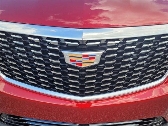 new 2025 Cadillac XT5 car, priced at $44,915