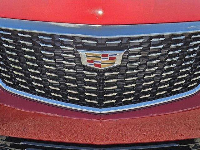 new 2025 Cadillac XT5 car, priced at $54,515