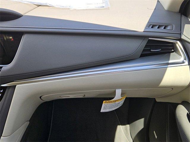 new 2025 Cadillac XT5 car, priced at $54,515