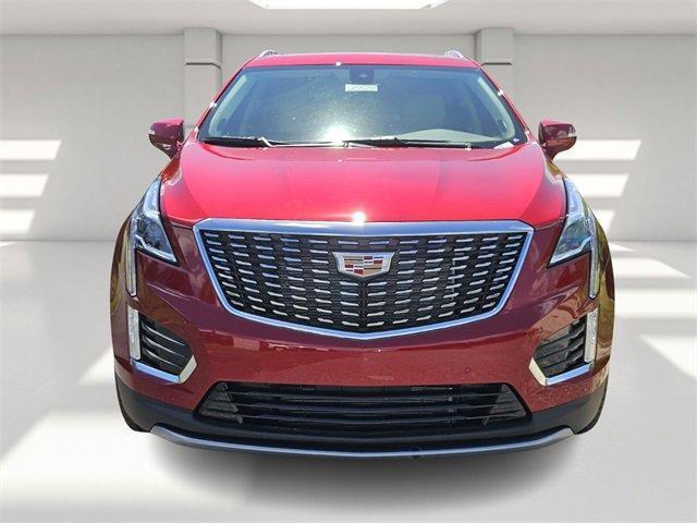 new 2025 Cadillac XT5 car, priced at $54,515