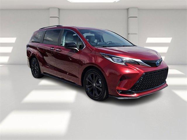 used 2022 Toyota Sienna car, priced at $40,426