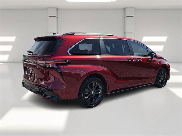 used 2022 Toyota Sienna car, priced at $40,426