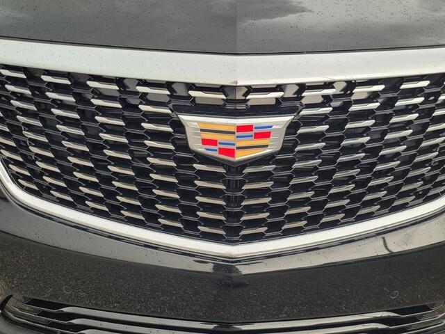 new 2024 Cadillac XT5 car, priced at $49,048