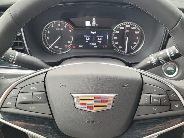 new 2024 Cadillac XT5 car, priced at $49,048