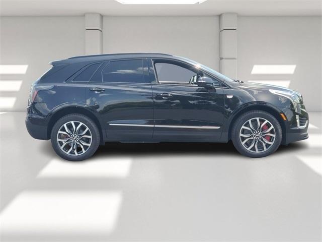new 2025 Cadillac XT5 car, priced at $64,165