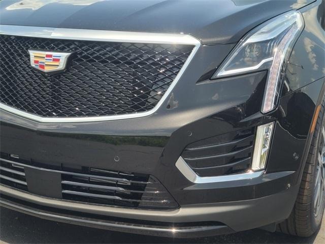 new 2025 Cadillac XT5 car, priced at $64,165