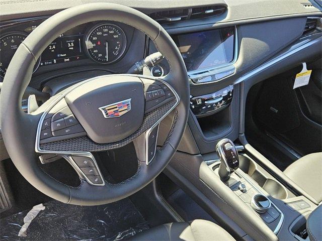 new 2025 Cadillac XT5 car, priced at $64,165