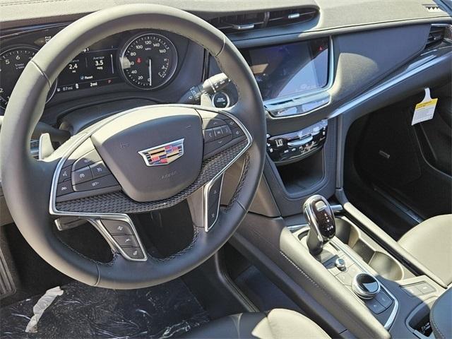 new 2025 Cadillac XT5 car, priced at $64,165