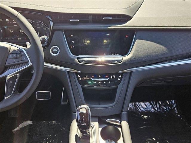 new 2025 Cadillac XT5 car, priced at $64,165