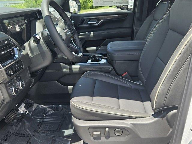 new 2025 GMC Yukon XL car, priced at $76,414