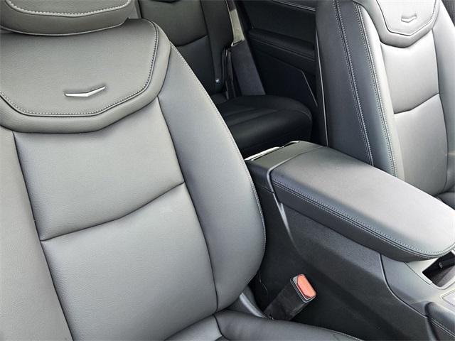 new 2025 Cadillac XT6 car, priced at $49,864