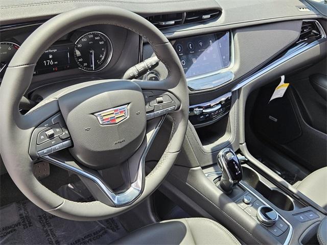 new 2025 Cadillac XT6 car, priced at $49,864
