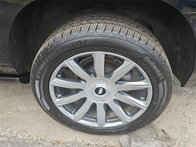 used 2022 Cadillac Escalade ESV car, priced at $60,685