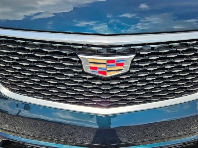 new 2025 Cadillac XT6 car, priced at $51,315