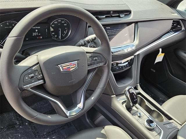 new 2025 Cadillac XT6 car, priced at $51,565