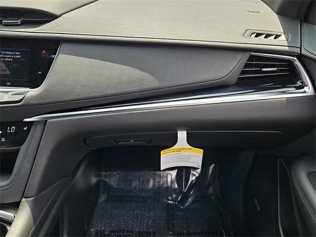 new 2025 Cadillac XT6 car, priced at $51,565