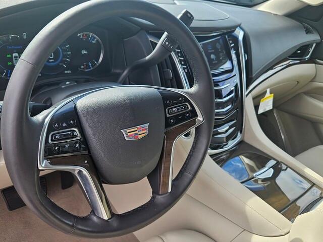 used 2020 Cadillac Escalade car, priced at $41,513