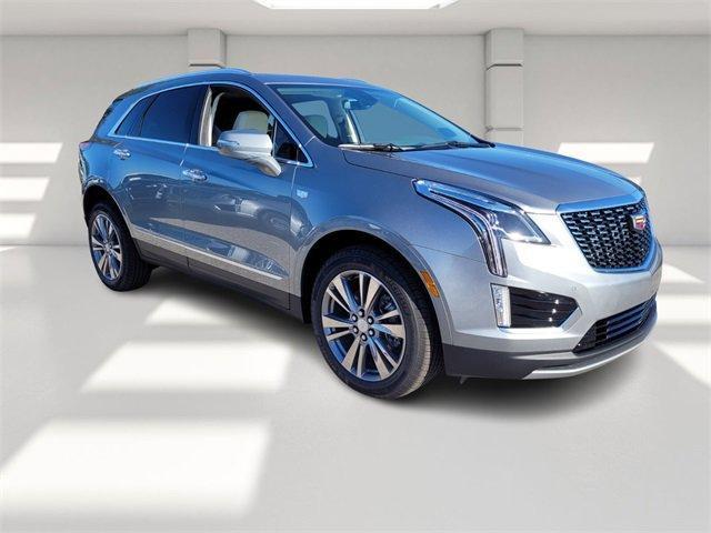 new 2025 Cadillac XT5 car, priced at $51,990