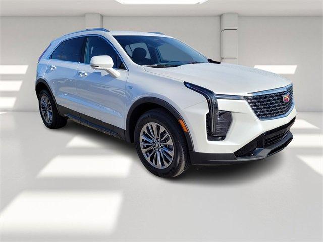 new 2025 Cadillac XT4 car, priced at $45,390