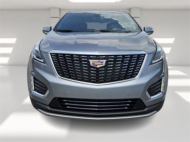 new 2025 Cadillac XT5 car, priced at $54,385