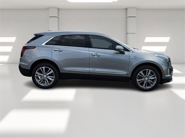 new 2025 Cadillac XT5 car, priced at $54,385