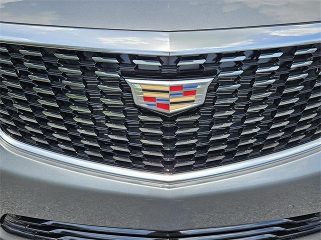 new 2025 Cadillac XT5 car, priced at $54,385