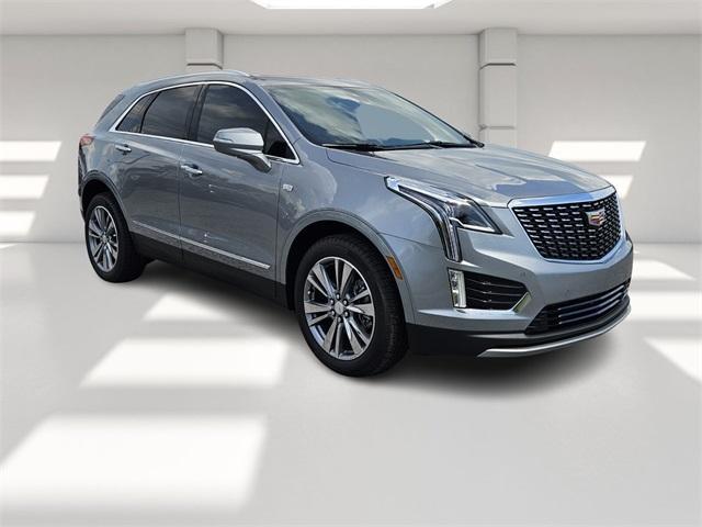new 2025 Cadillac XT5 car, priced at $54,385