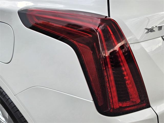 used 2024 Cadillac XT5 car, priced at $37,972