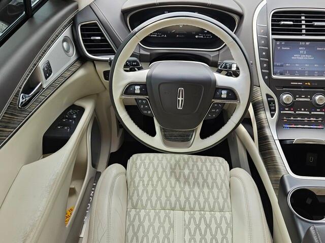 used 2019 Lincoln Nautilus car, priced at $28,528