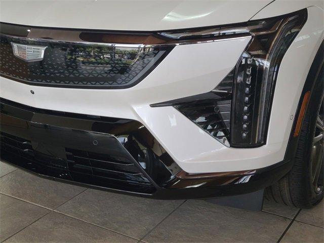 new 2025 Cadillac OPTIQ car, priced at $57,615