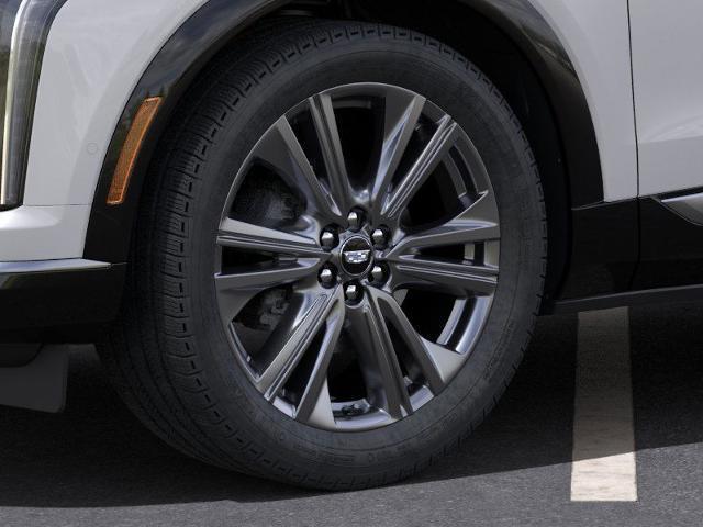 new 2025 Cadillac OPTIQ car, priced at $57,615