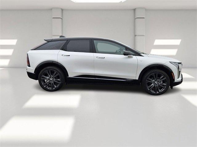 new 2025 Cadillac OPTIQ car, priced at $57,615