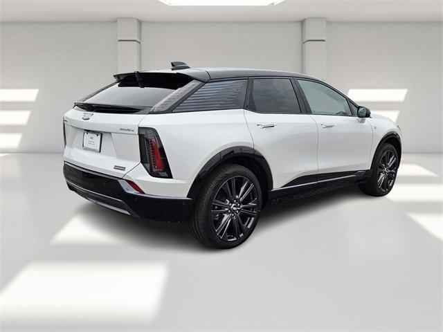 new 2025 Cadillac OPTIQ car, priced at $57,615