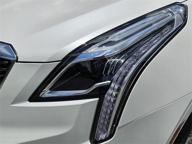 new 2025 Cadillac XT5 car, priced at $54,590