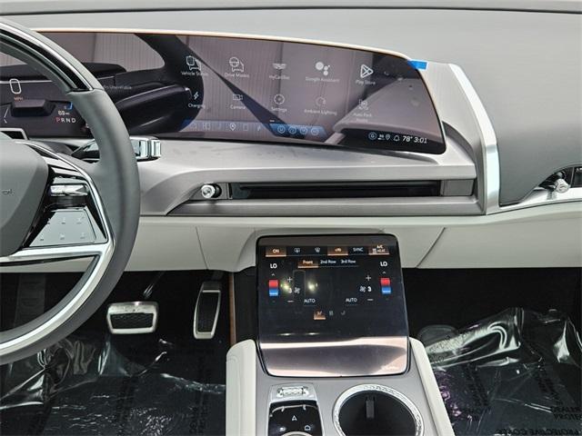 new 2026 Cadillac VISTIQ car, priced at $79,089