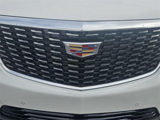 new 2025 Cadillac XT5 car, priced at $51,870