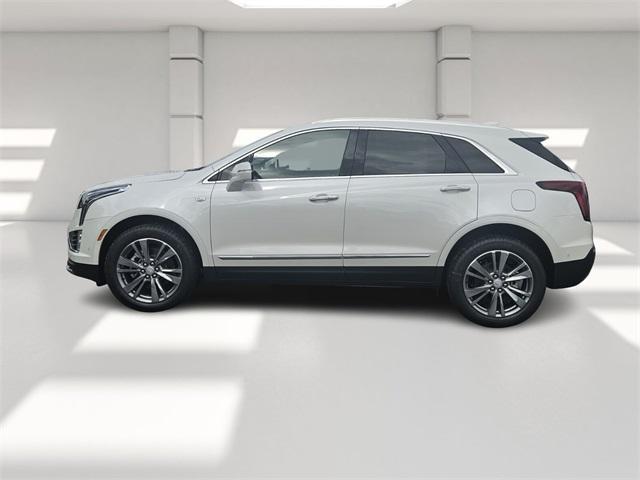new 2025 Cadillac XT5 car, priced at $51,870