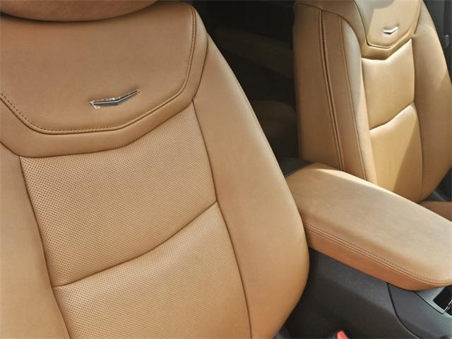 new 2025 Cadillac XT5 car, priced at $51,870