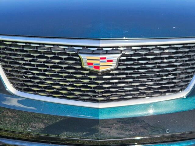 used 2024 Cadillac XT6 car, priced at $50,983