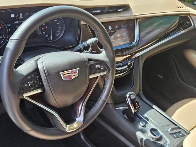 used 2024 Cadillac XT6 car, priced at $50,983