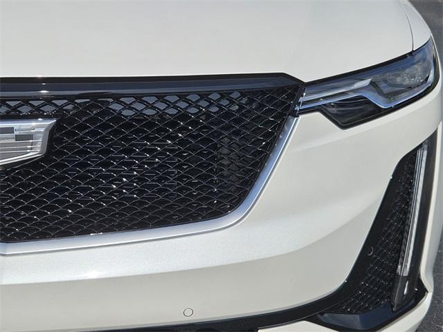 new 2025 Cadillac XT6 car, priced at $67,335